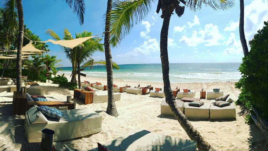 Ziggy’s Beach Club