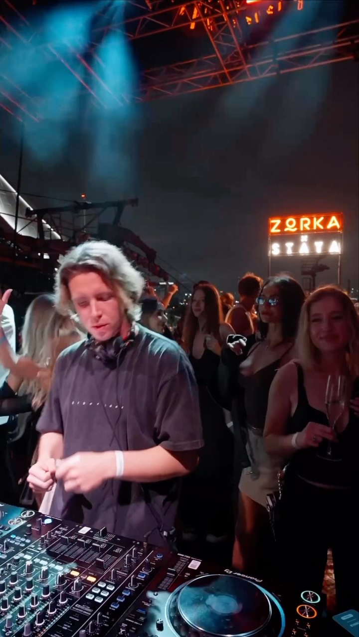 Video 7 from Zorka